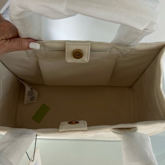 NWT $320 SANDRO Kabash quilted tote bag ecru / white - Picture 11 of 14